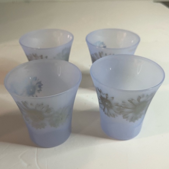 Vintage Blue Wicker Picnic Basket Set – 36+ Pieces Complete - Picture 10 of 16